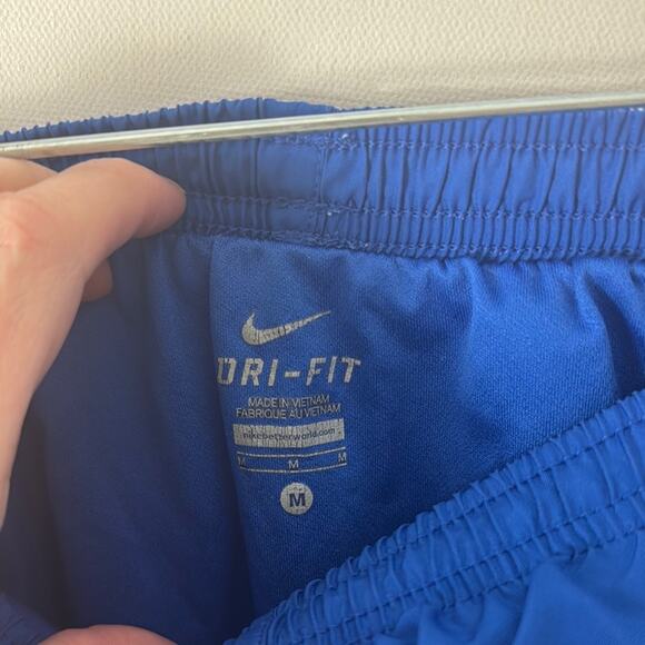 Nike Shorts - Women’s Medium - Picture 2 of 5